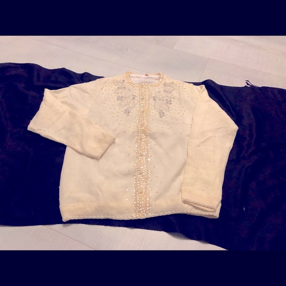 Vintage Cream/Beige Sequins Cardigan Sweater - Picture 3 of 14